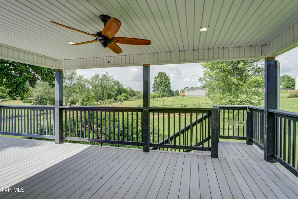 Photo #40: 312 Stockyard Road