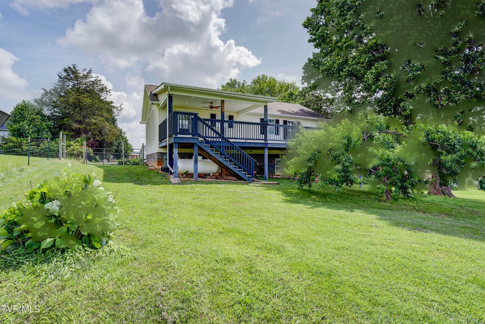 Photo #44: 312 Stockyard Road