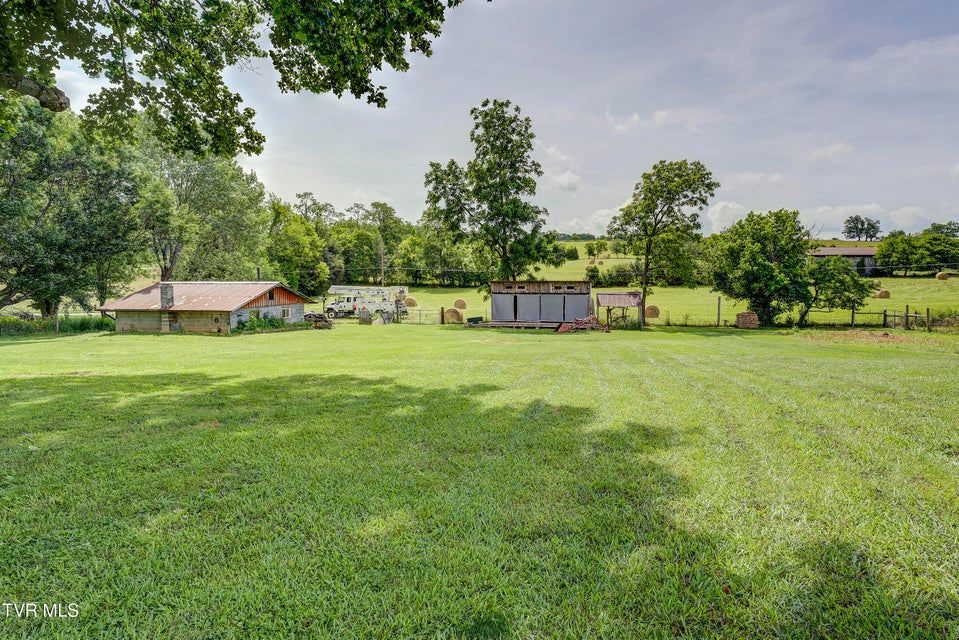 Photo #47: 312 Stockyard Road