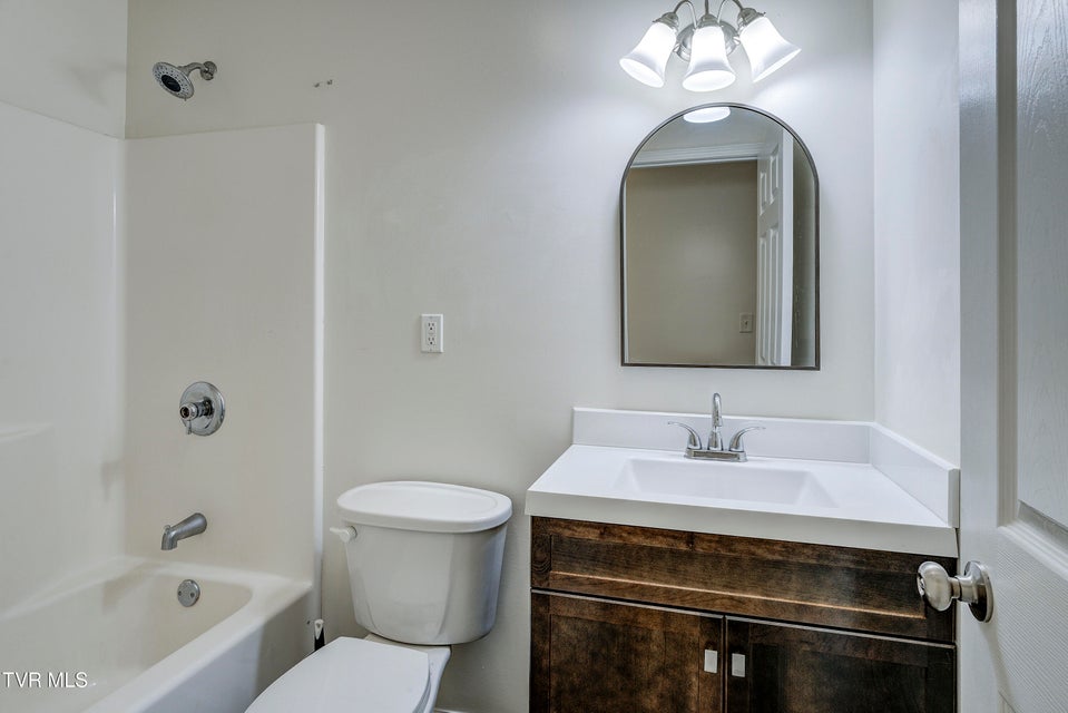 Photo #11: 312 Stockyard Road