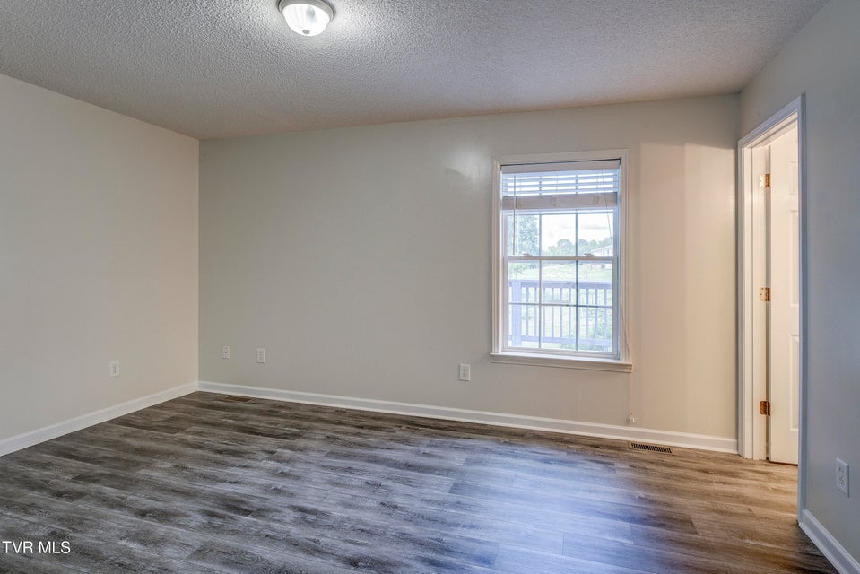 Photo #17: 312 Stockyard Road