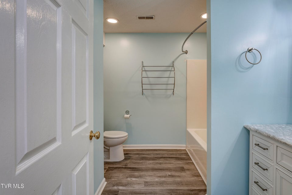 Photo #26: 312 Stockyard Road