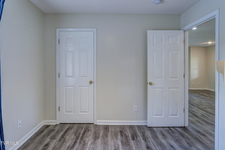 Photo #36: 312 Stockyard Road