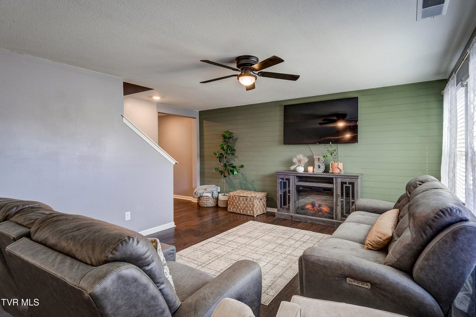 Photo #6: 567 Cox Hollow Road