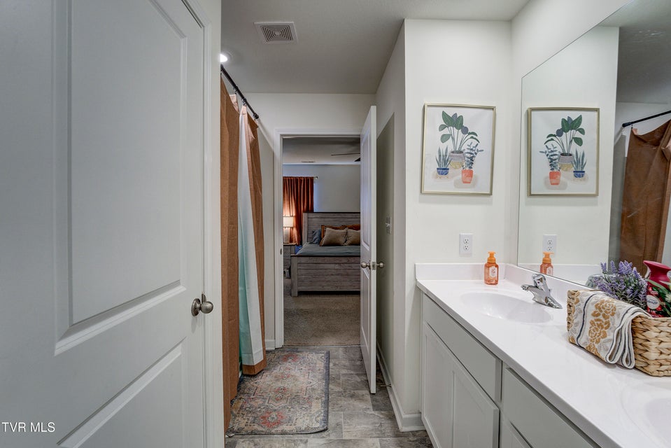 Photo #26: 567 Cox Hollow Road