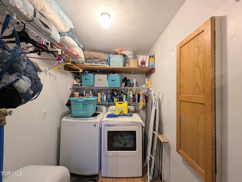 Photo #17: 1606 Valley View Drive