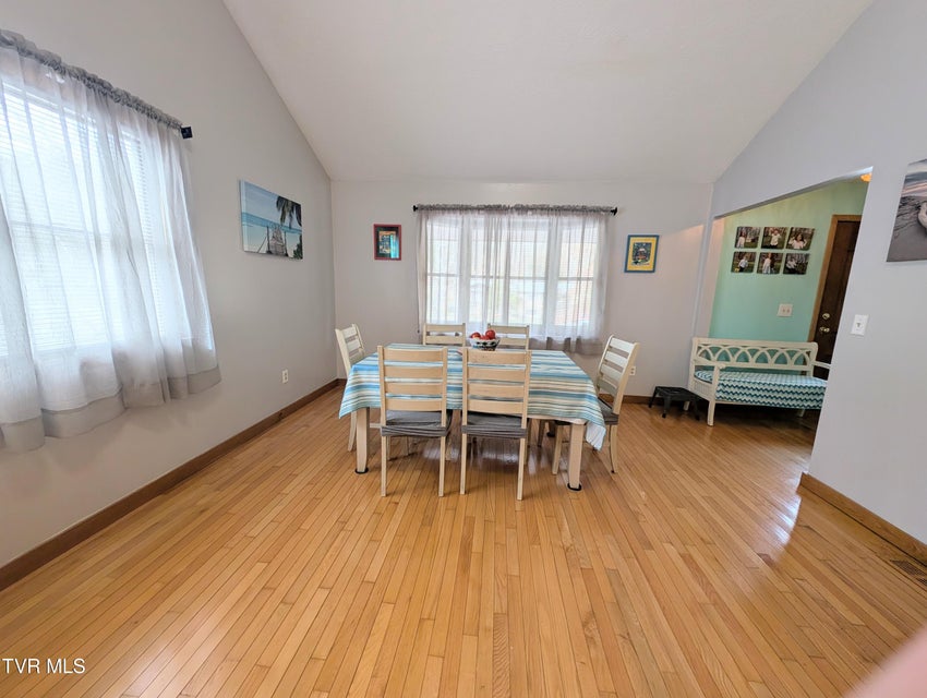 Photo #25: 1606 Valley View Drive