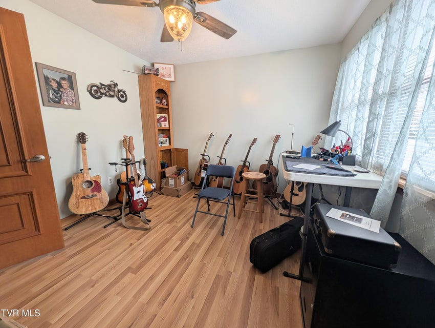 Photo #36: 1606 Valley View Drive