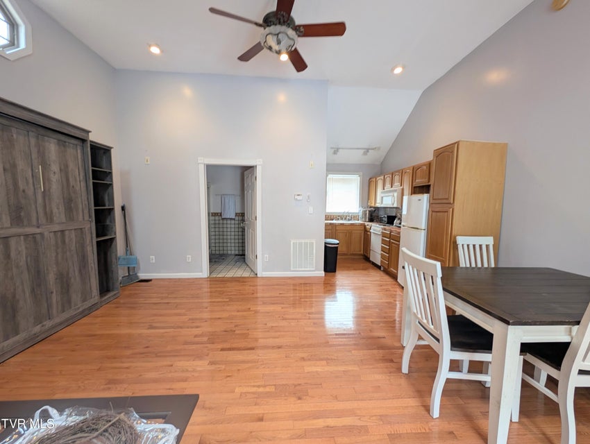 Photo #43: 1606 Valley View Drive