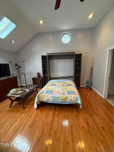 Photo #41: 1606 Valley View Drive