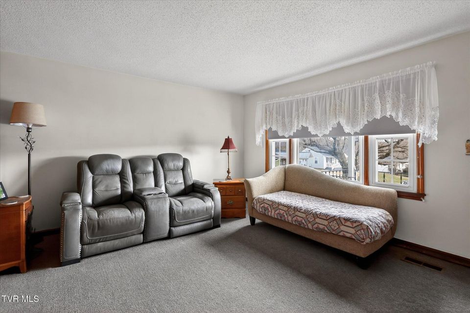 Photo #2: 200 Keith Road