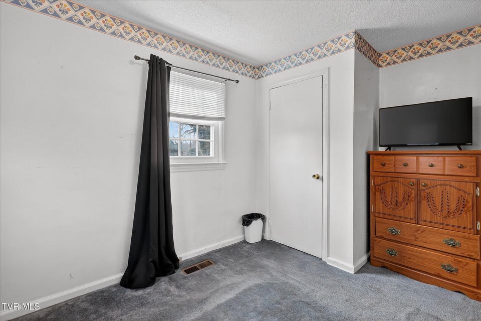 Photo #20: 200 Keith Road