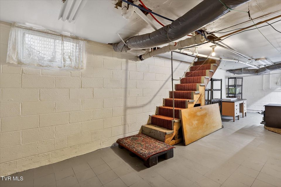 Photo #21: 200 Keith Road