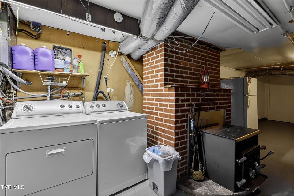 Photo #23: 200 Keith Road