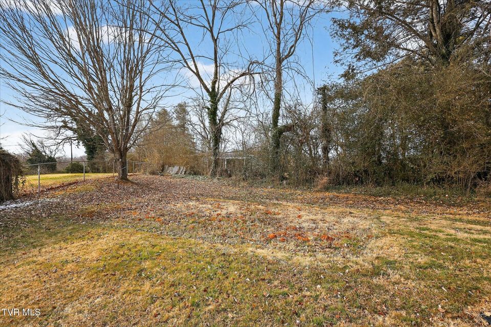 Photo #31: 200 Keith Road