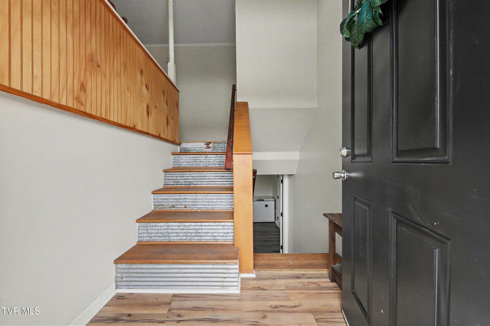 Photo #6: 823 Campbell Circle