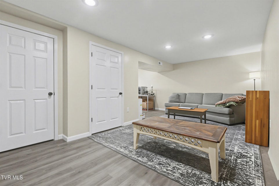 Photo #25: 823 Campbell Circle