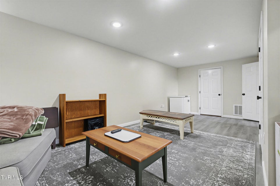 Photo #26: 823 Campbell Circle