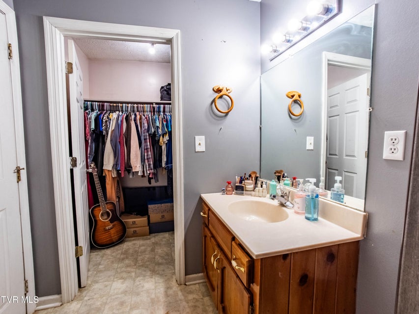 Photo #19: 200 Birdie Drive