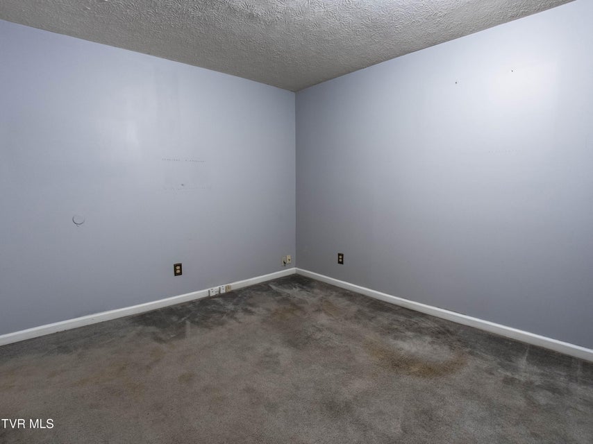 Photo #31: 200 Birdie Drive