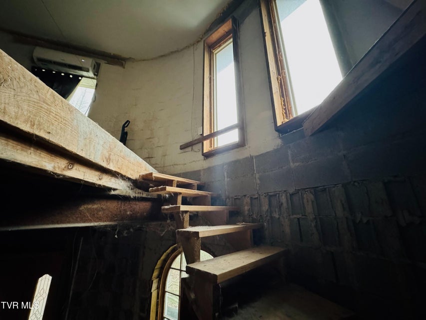 Photo #6: 115 Old Cemetary Road