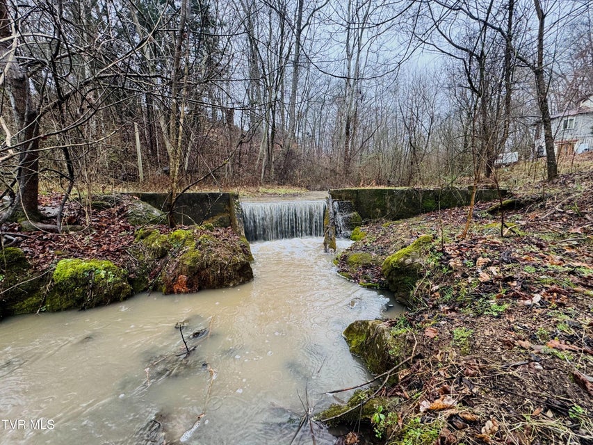 Photo #15: 115 Old Cemetary Road