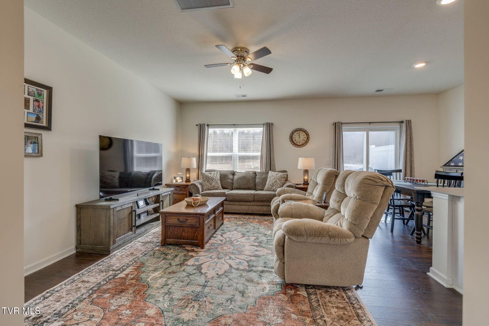 Photo #4: 1041 Saylors Place