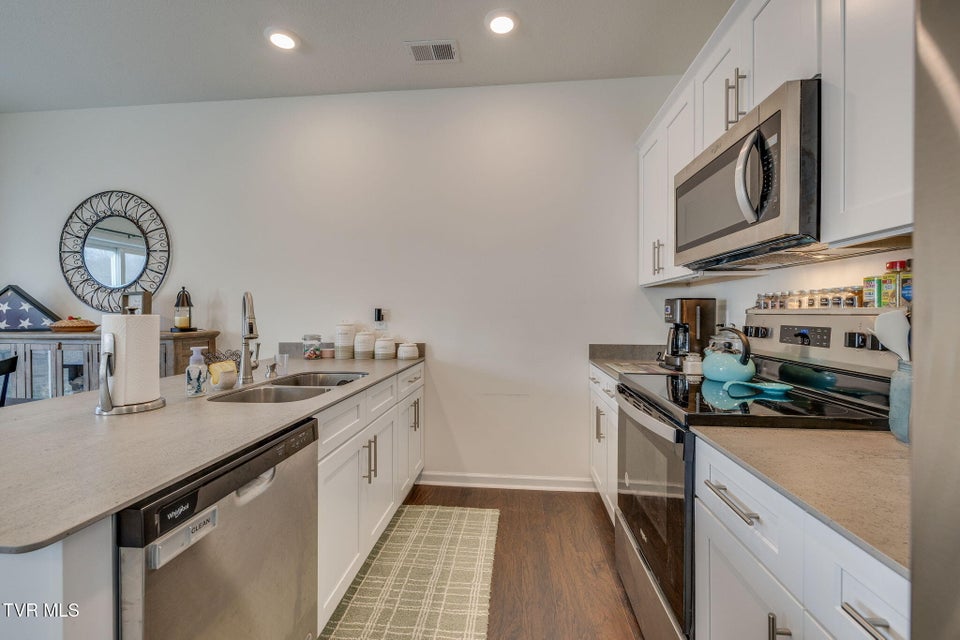 Photo #8: 1041 Saylors Place