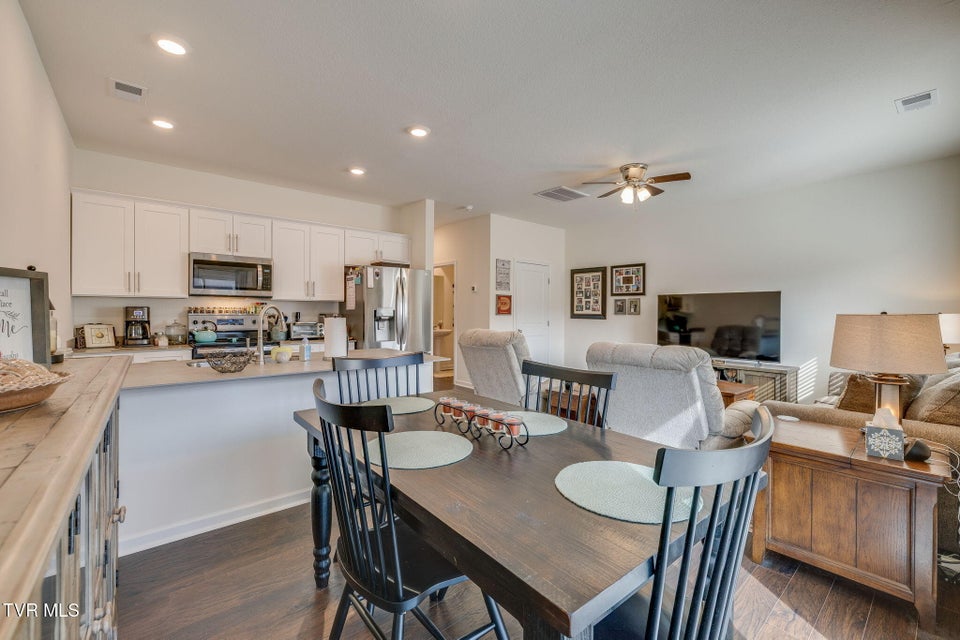 Photo #11: 1041 Saylors Place