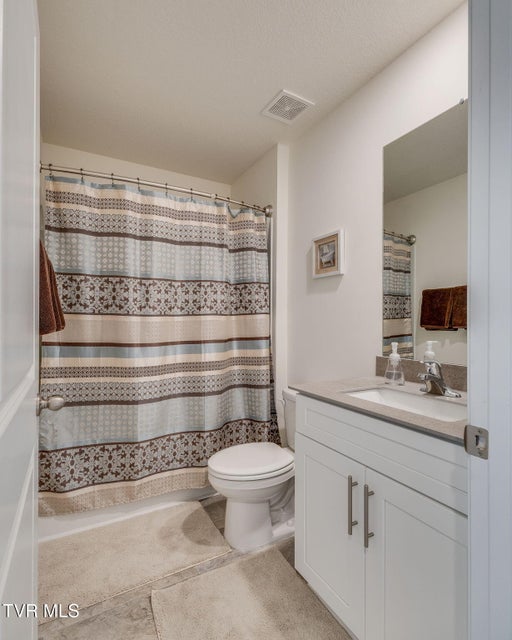 Photo #19: 1041 Saylors Place