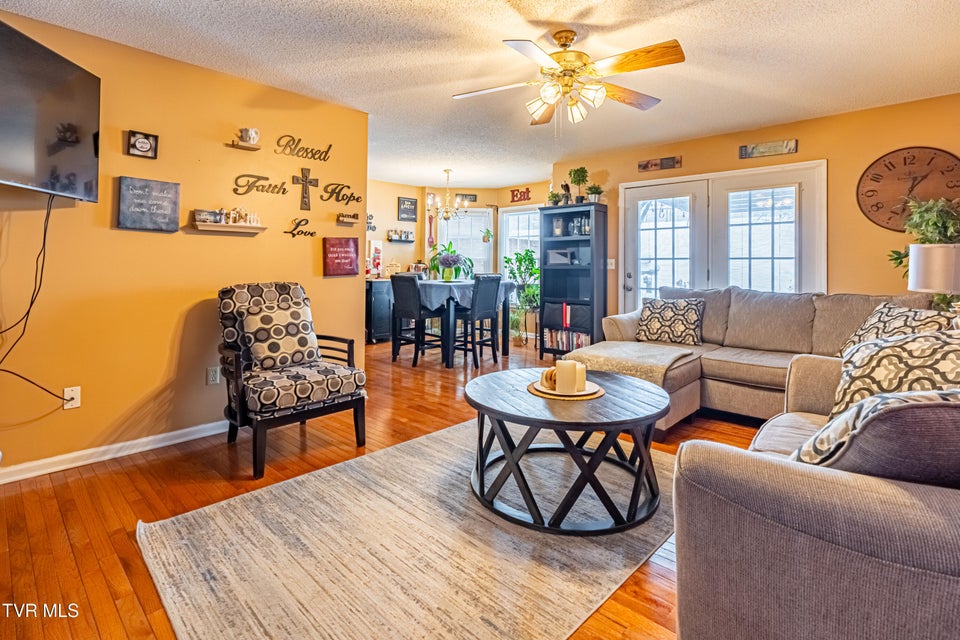 Photo #11: 425 Andover Court