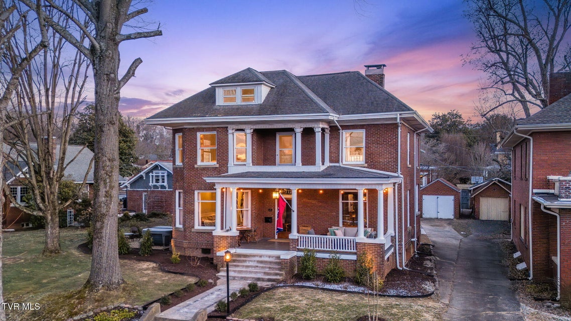 Photo #55: 717 Pine Street