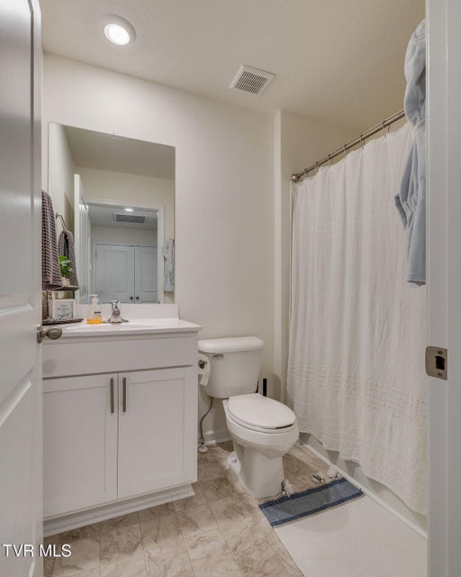 Photo #21: 1067 Hammett Road