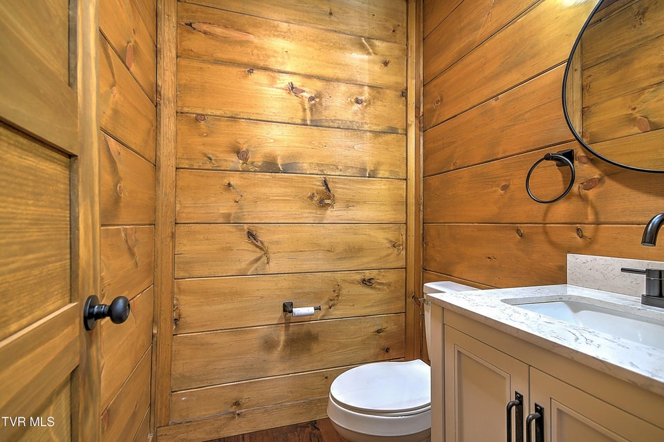 Photo #21: 138 Antique Street