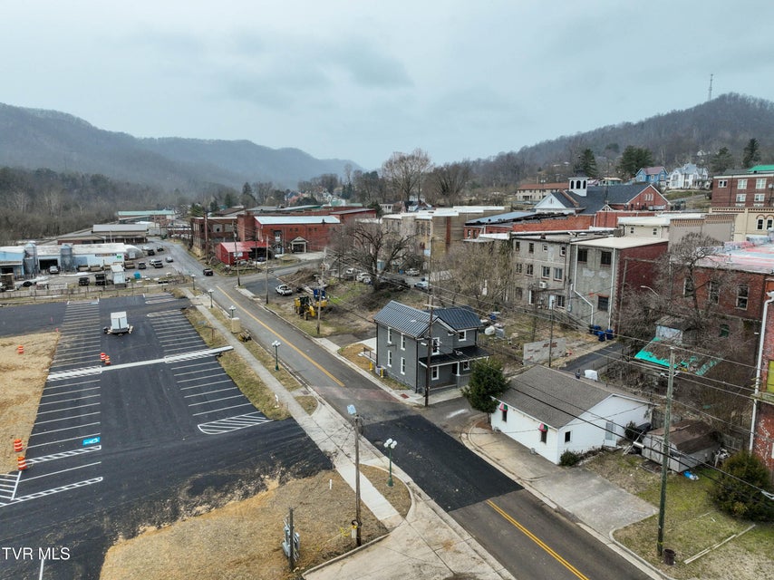 Photo #40: 138 Antique Street