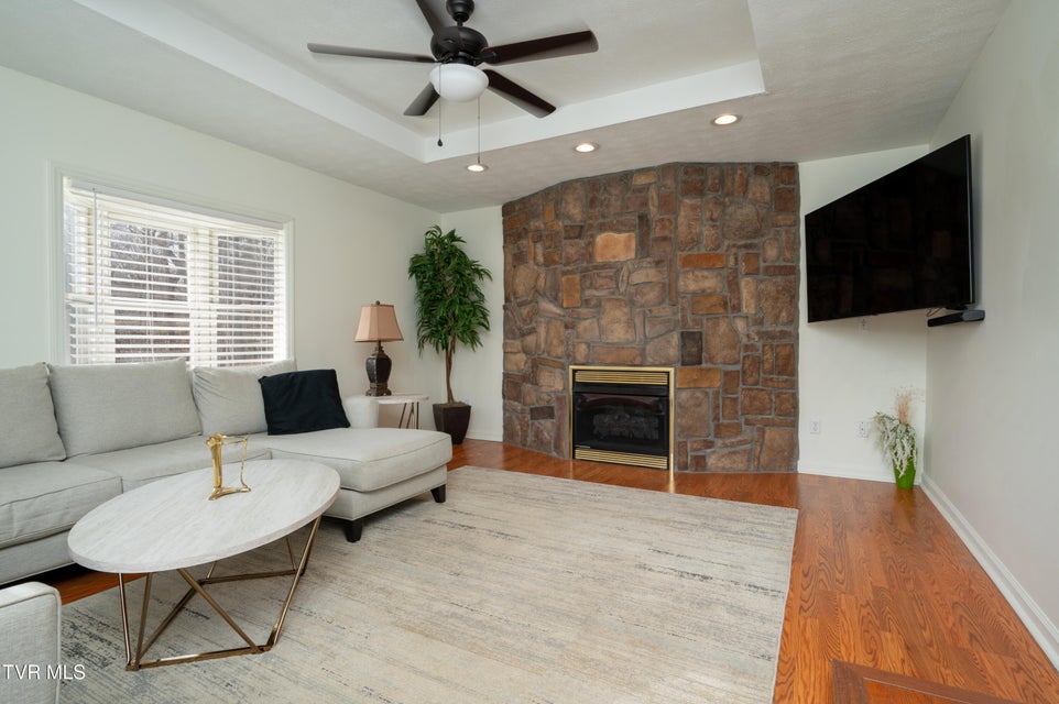 Photo #17: 744 Stuffle Street