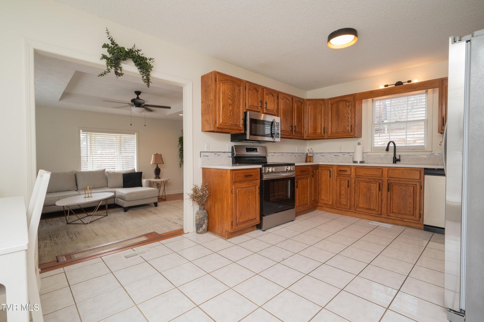 Photo #16: 744 Stuffle Street