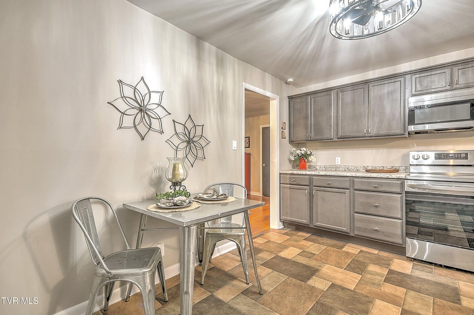 Photo #10: 2706 Shelby Street