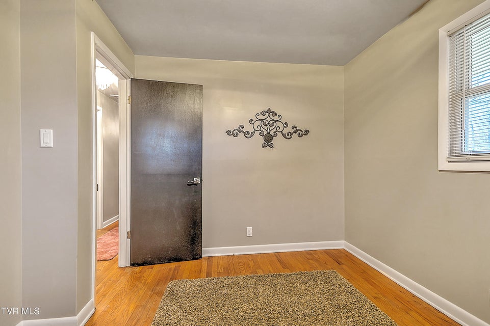 Photo #21: 2706 Shelby Street