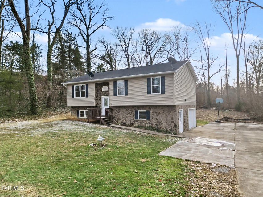 Photo #36: 399 Hillcrest Drive