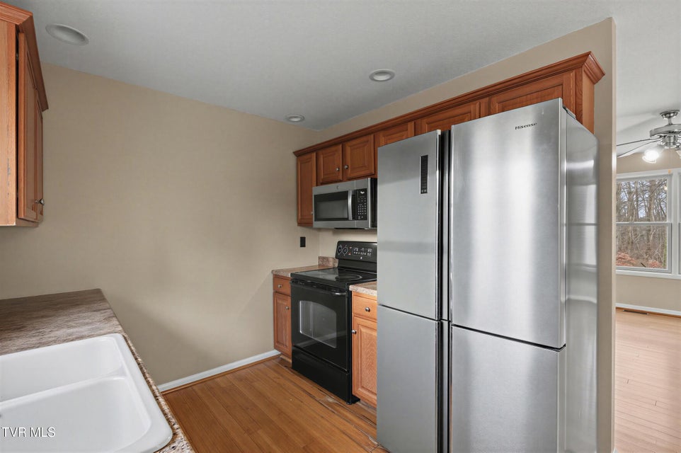 Photo #8: 399 Hillcrest Drive