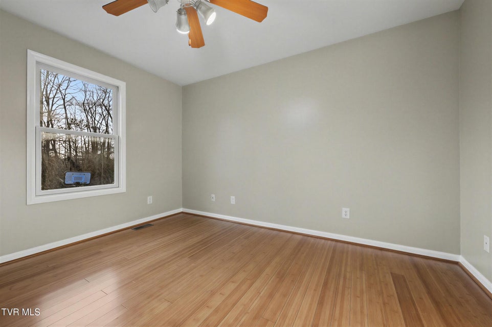 Photo #17: 399 Hillcrest Drive