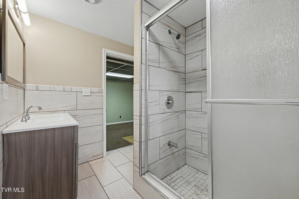 Photo #24: 399 Hillcrest Drive