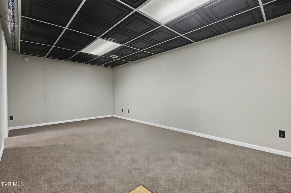 Photo #27: 399 Hillcrest Drive