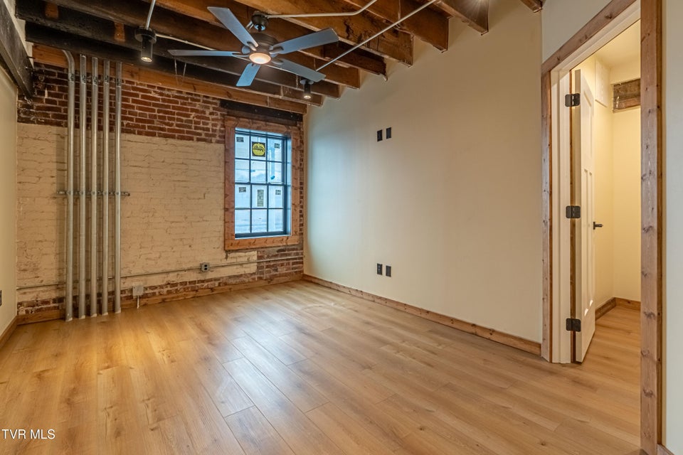 Photo #8: 453 Main Street