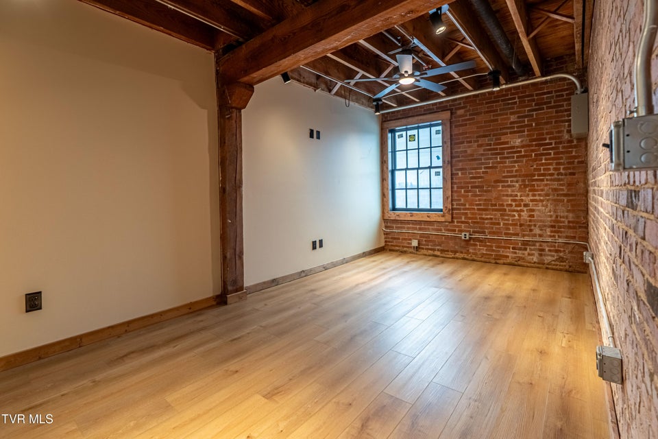 Photo #11: 453 Main Street