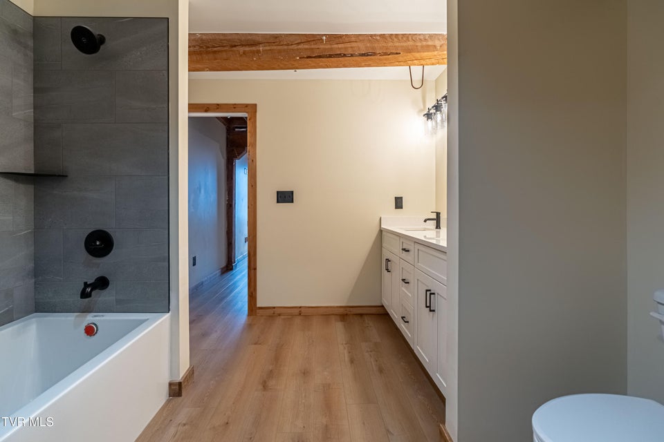 Photo #14: 453 Main Street