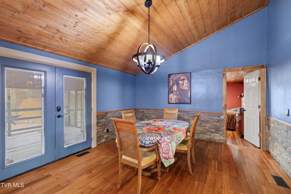 Photo #21: 1690 Goodman Loop