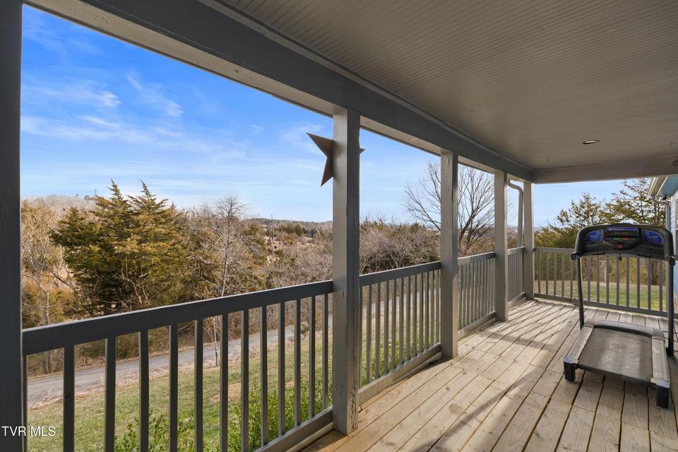 Photo #33: 1690 Goodman Loop