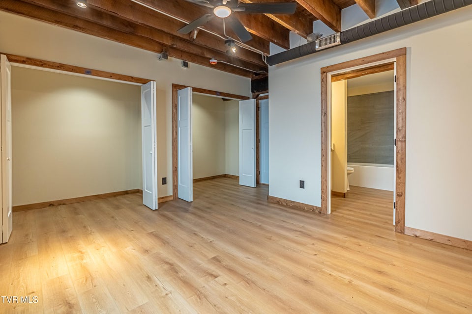 Photo #4: 453 Main Street